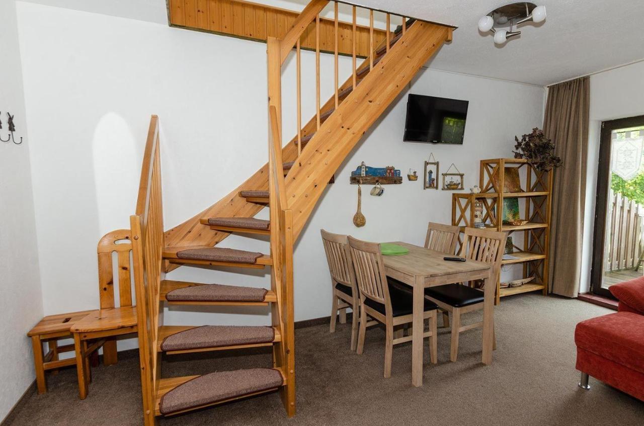 3-R-Ferienwohnung-Fuer-3-Personen-In-Schaprode-Auf-Ruegen-Zi4 Exterior foto
