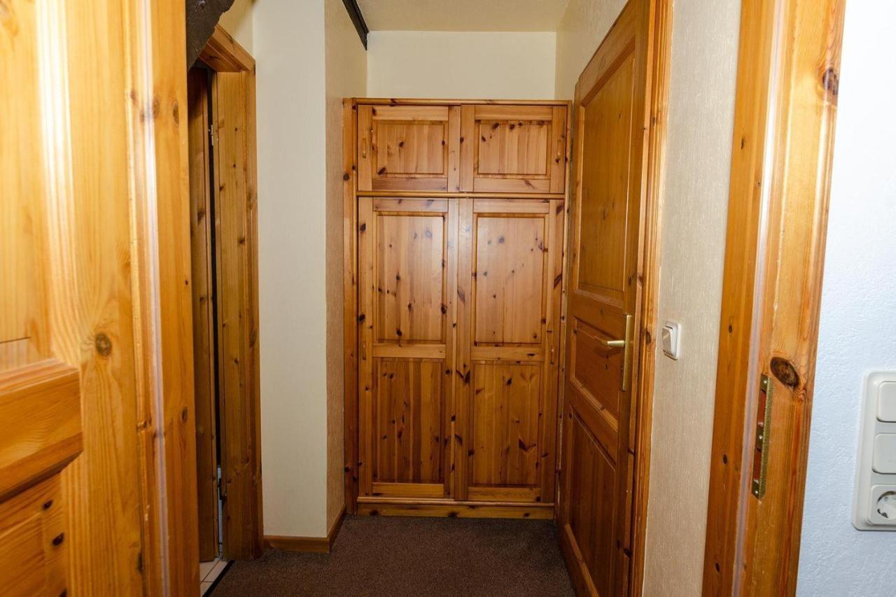 3-R-Ferienwohnung-Fuer-3-Personen-In-Schaprode-Auf-Ruegen-Zi4 Exterior foto